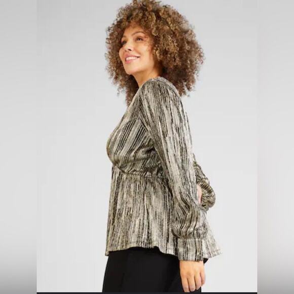 Michael Kors Plus Size Stripe Foil Metallic V-Neck Long Sleeve Top Size 1X - Picture 1 of 4